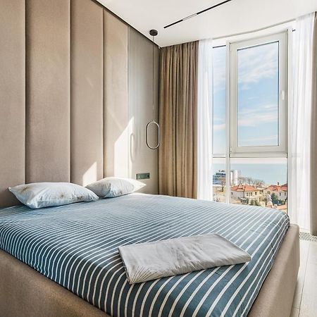 Luxury Waterfront 3-Bedrooms Apartment Odessa Extérieur photo